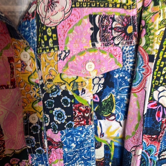 Serengeti Light Weight patchwork lady print jean jacket style shacket, size L - Picture 5 of 10